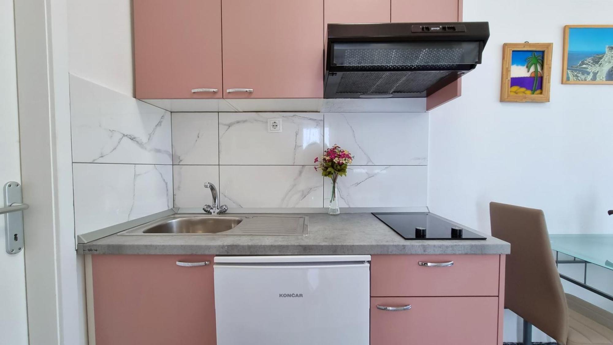 Apartments Neda أوميس المظهر الخارجي الصورة