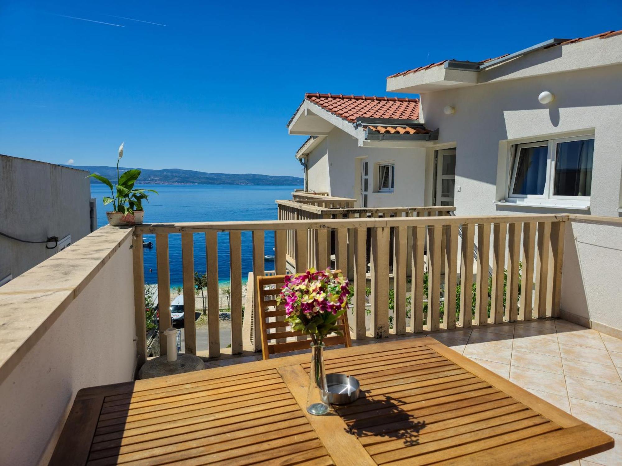 Apartments Neda أوميس الغرفة الصورة