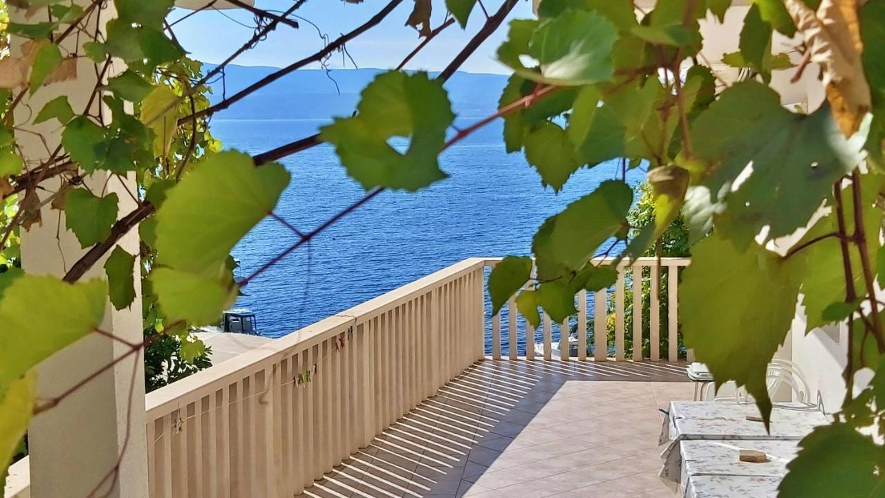 Apartments Neda أوميس المظهر الخارجي الصورة